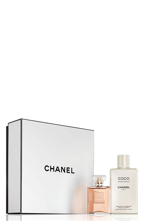 chanel mademoiselle 1op1|coco chanel perfume gift set.